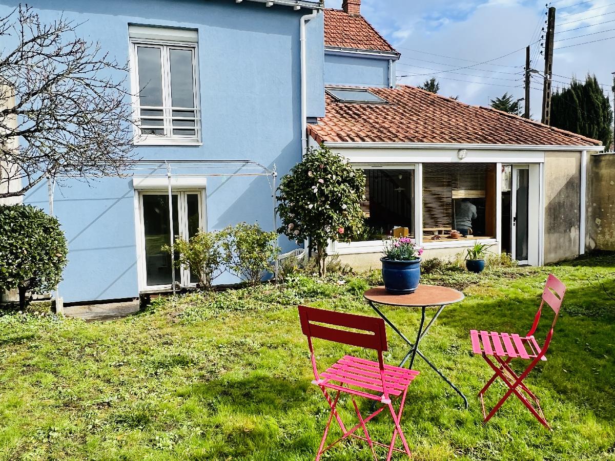 Maison d'artiste de 76 m2 + 45 m2 aménageables