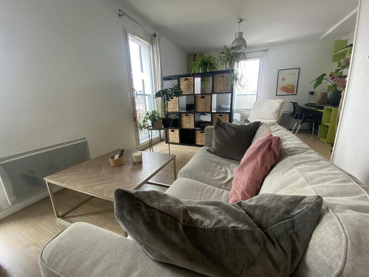 Studio lumineux à Nantes : un investissement stratégique sur l’Île de Nantes !