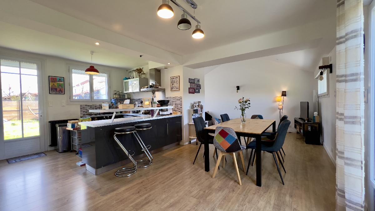 Maison de famille, 3 chambres et 1 bureau – Posez vos valises ! – Vertou