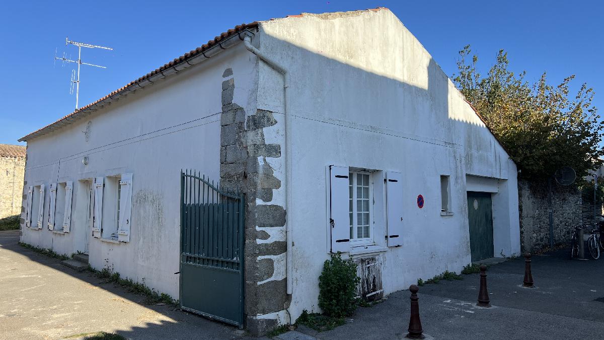 Hyper centre Noirmoutier en l'le – Maison 3 pièces 88 m² – à rénover – Noirmoutier-en-l'île 85330