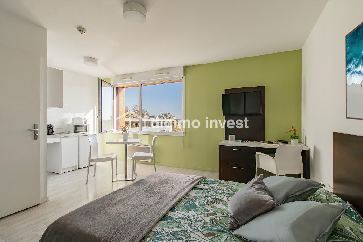 Studio spacieux, lumineux avec parking – Nantes nord