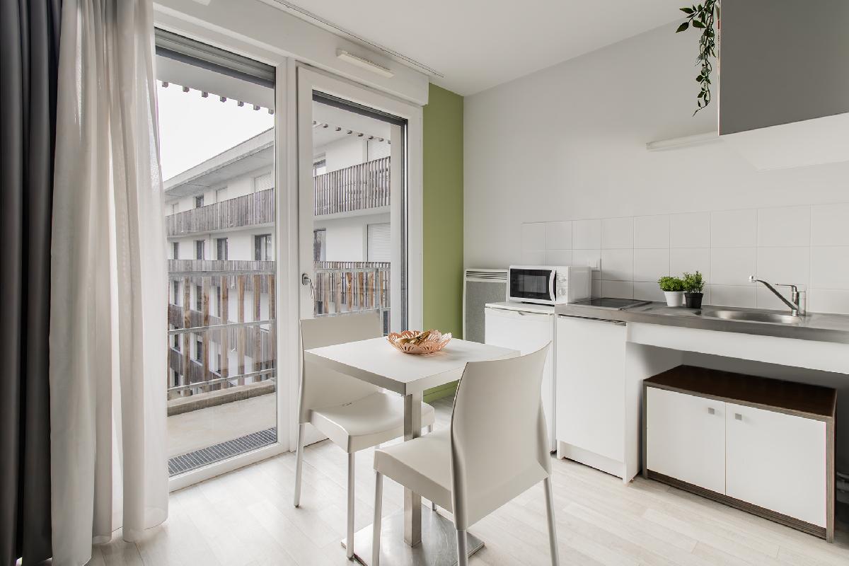 Grand studio PMR avec parking – id&eacute;al investisseur