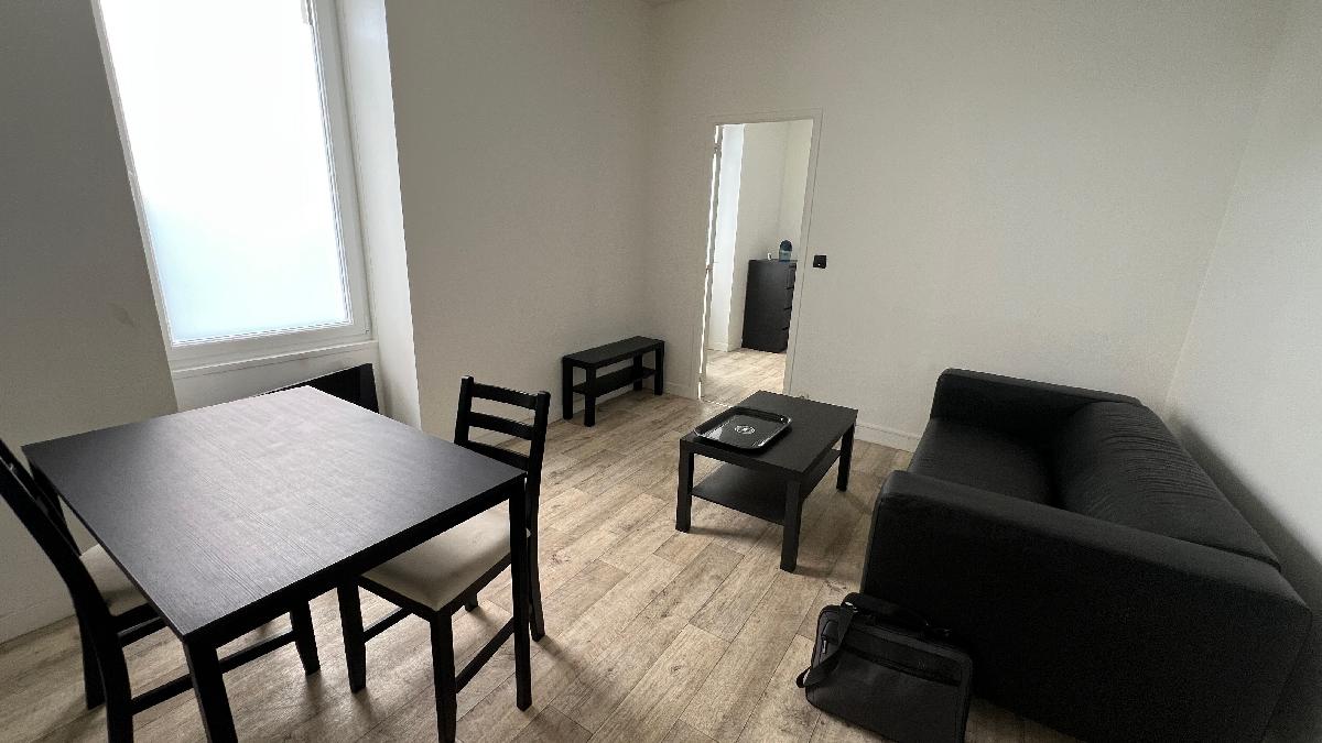 Id&eacute;al investisseur ou local d'activit&eacute; pour profession lib&eacute;rale – Appartement T2 – 31 m&sup2; – Rez de chauss&eacute;e